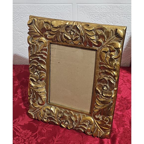 Vintage Ornate Gold Picture Frane Floral Scroll Motif Ralph Lauren Christmas - Picture 8 of 8